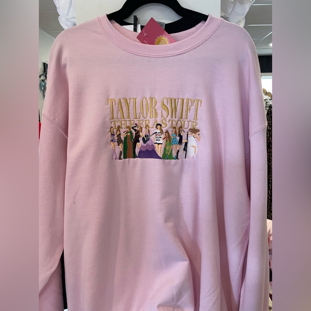 Brand new pop culture embroidered Taylor Swift The Eras Tour Pink Sweatshirt xl
